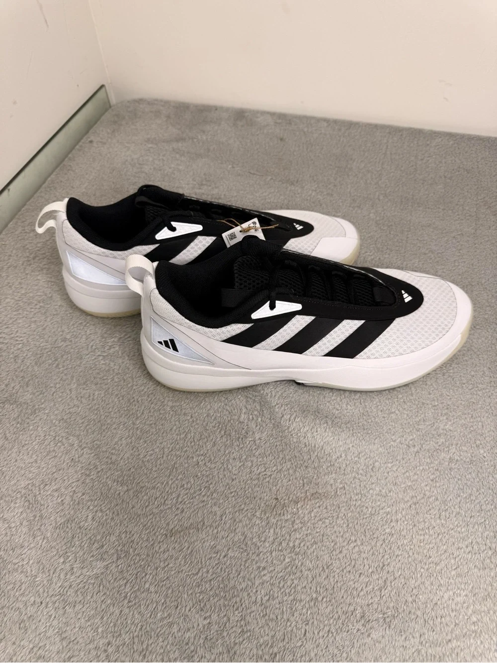 Adidas Subzone Basketball Shoes Men’s Size 13 White Black Gum Sole Sneakers NWT